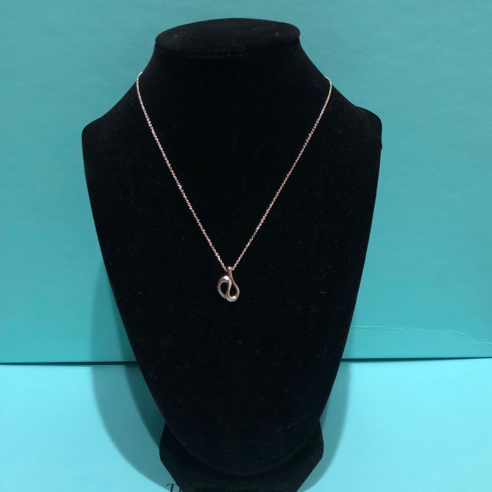 🌸🌸 Authentic Tiffany & Co. Peretti Open Wave Pendant